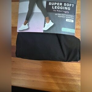 Super Soft Black Leggings